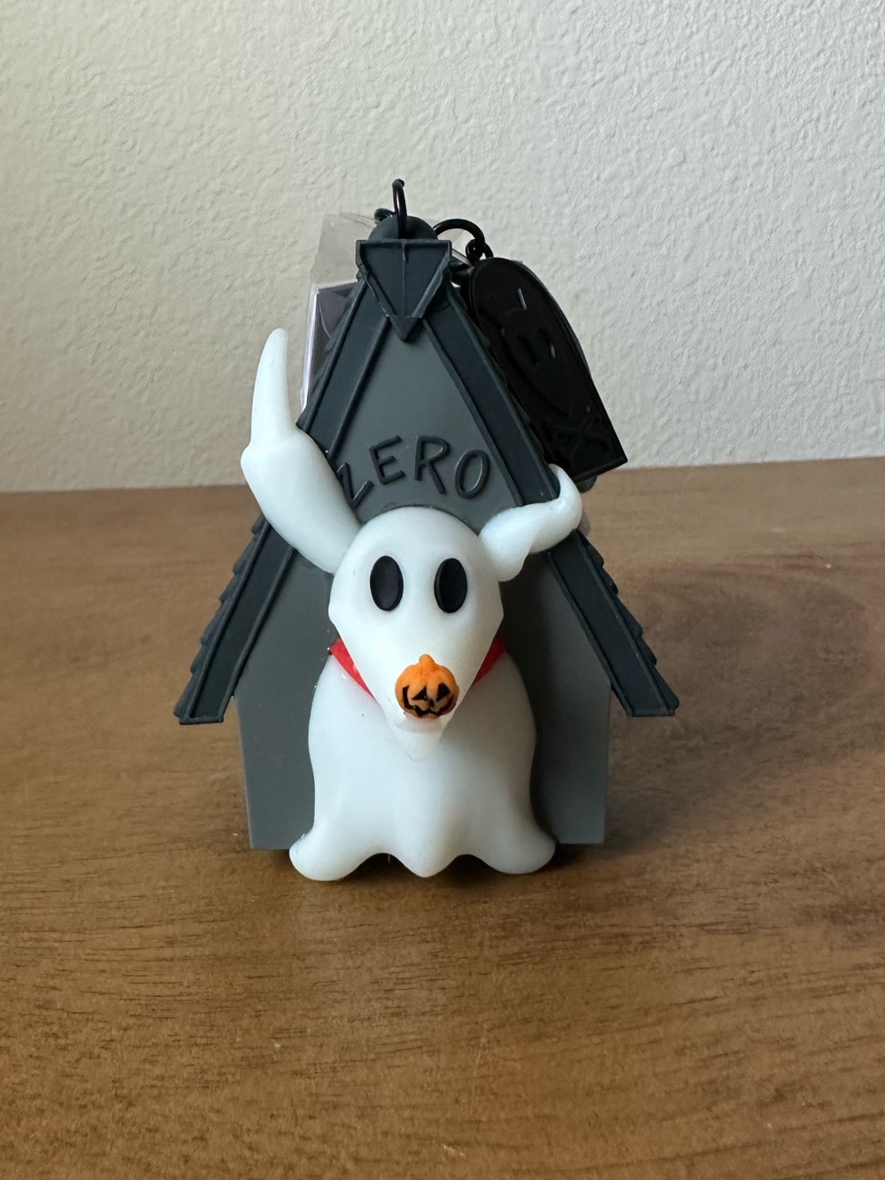NEW Bath and Bodyworks x The Nightmare Before Christmas Zero Pocketbac Holder
